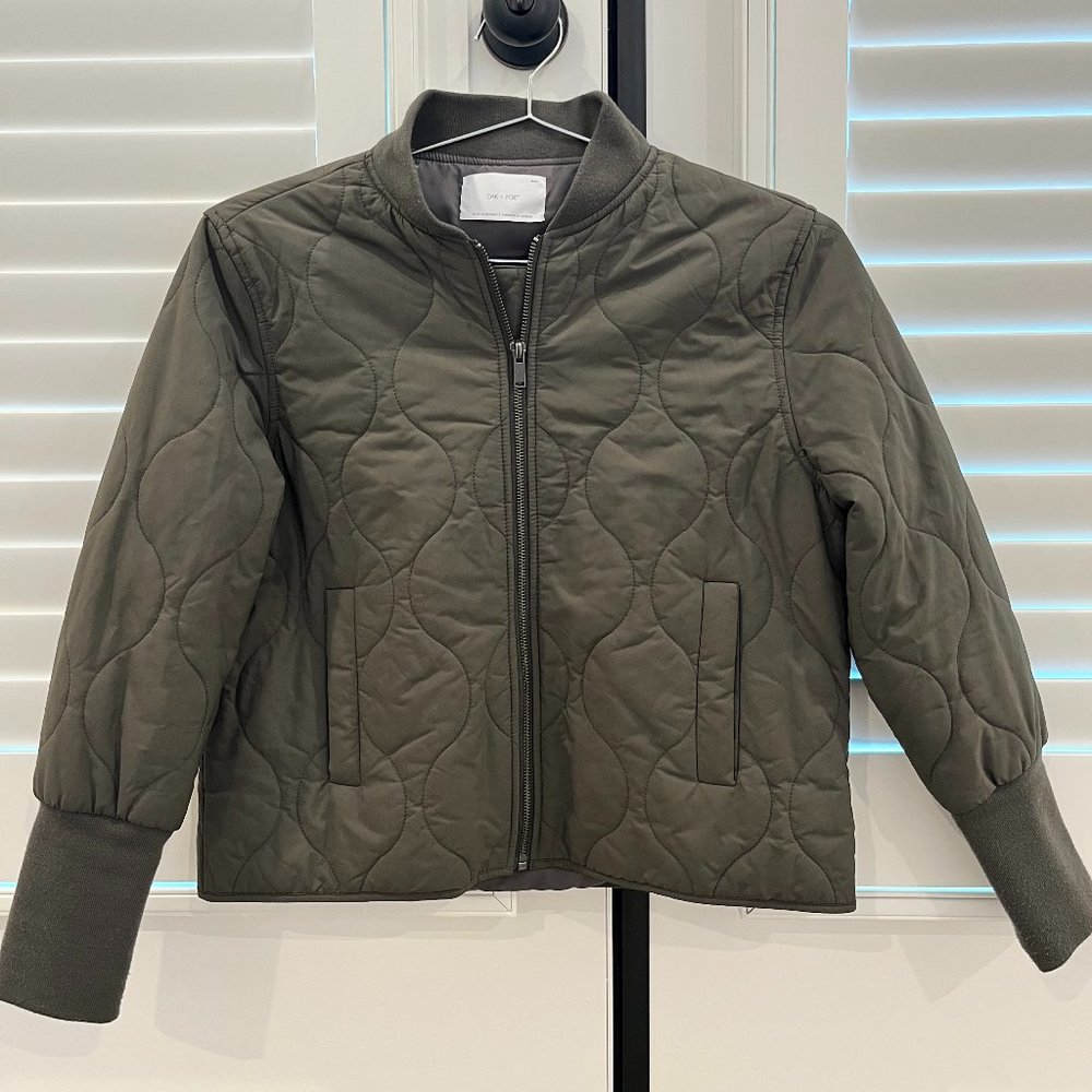 Oak + Fort Quilted Boxy Bomber Jacket (XS)